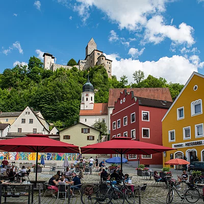 Stadtkern mit Burg Kipfenberg (Kipfenberg/Naturpark Altmühltal)