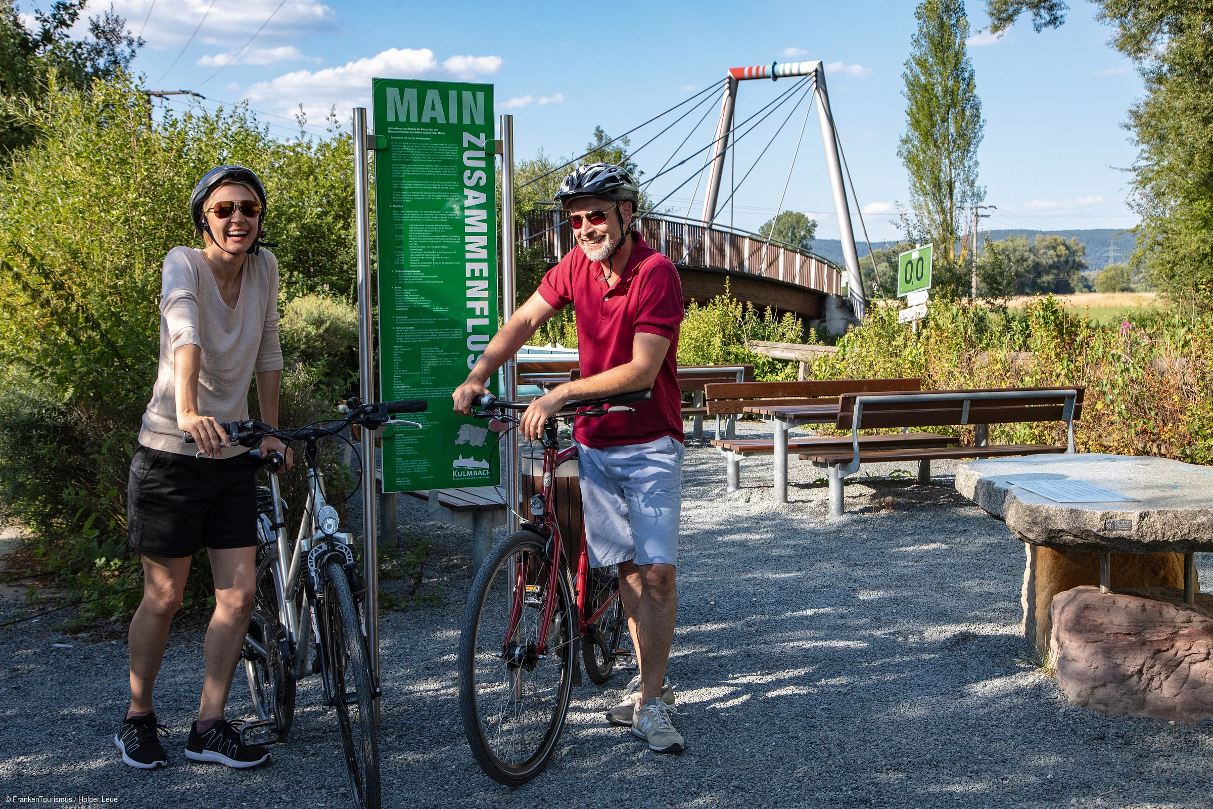 Radeln am Mainzusammenfluss von Rotem und Weißem Main