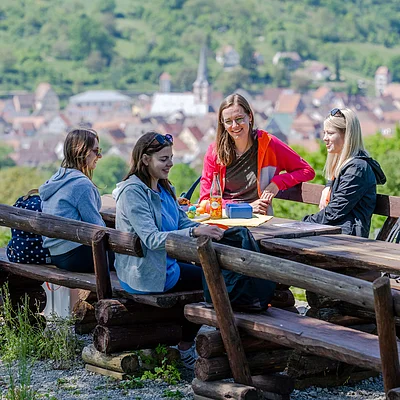 Picknick im Grünen Auf dem Panoramaweg Taubertal bei Röttingen