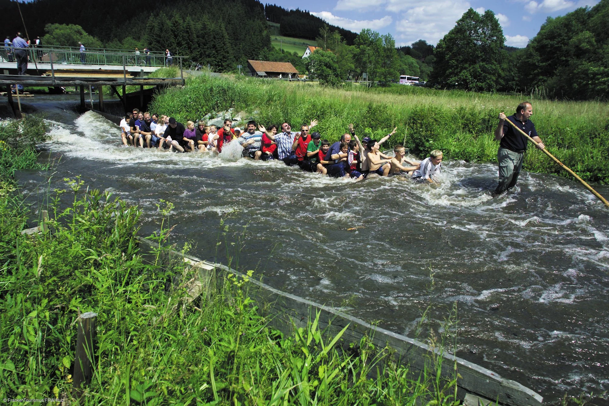 Floßfahrt auf der "Wilden Rodach", Wallenfels