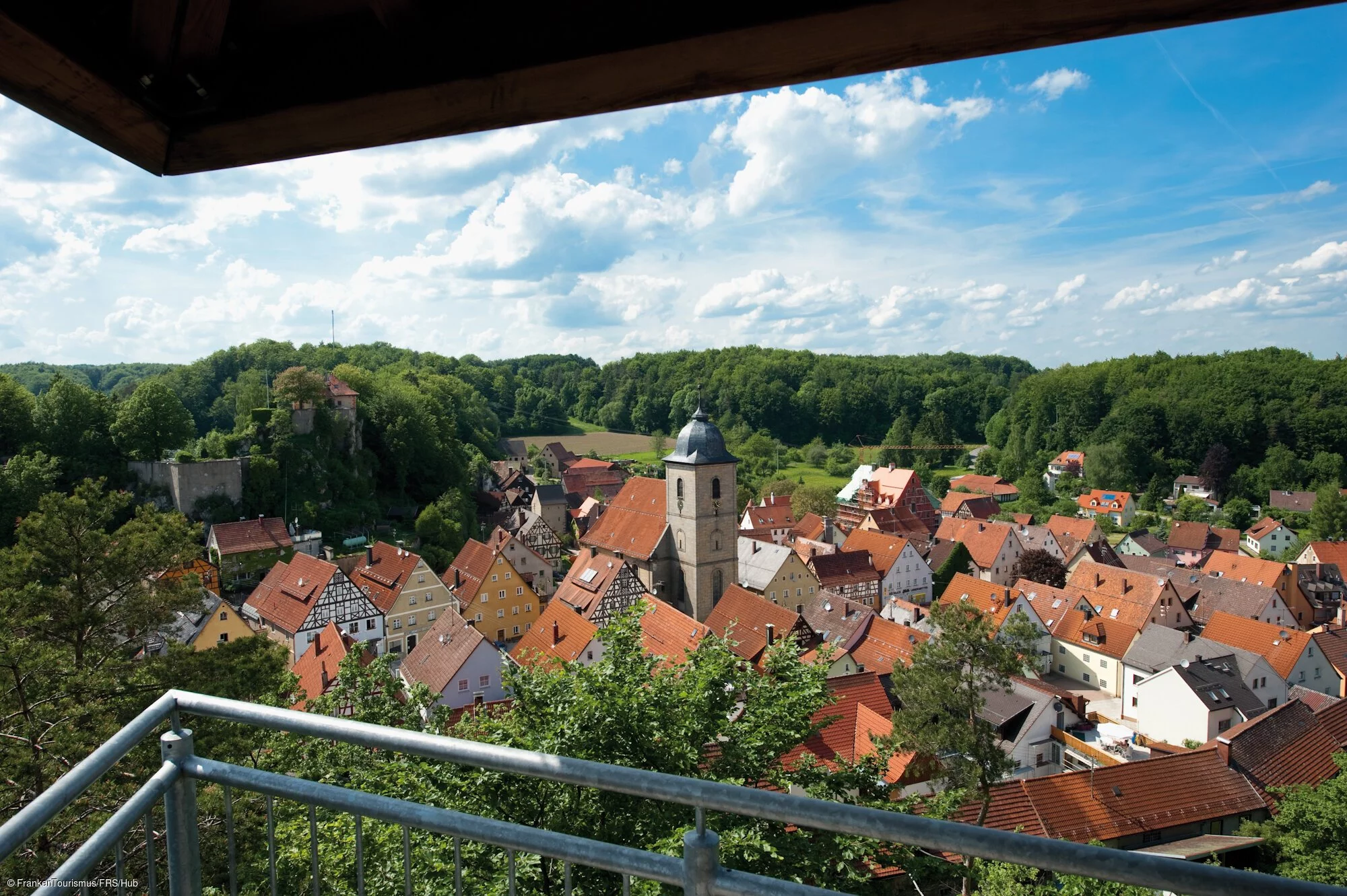 Blick von der Aussichtsplattform (Betzenstein, Fränkische Schweiz)